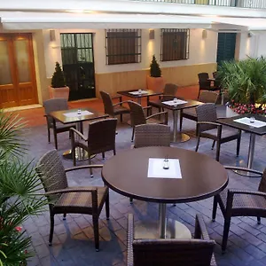 https://hostal-el-labrador.1costadelsol.com